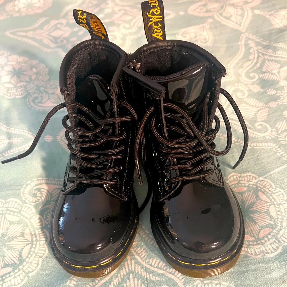 Dr Martens toddler girl boots.  Black patent leather size 8T.